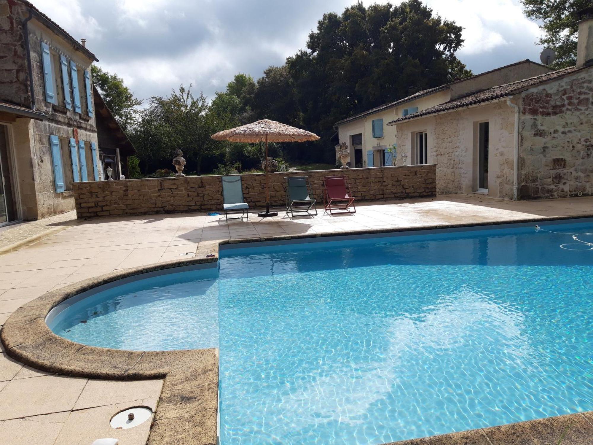 Domaine Fontcouverte Hotel Fontcouverte  Екстериор снимка